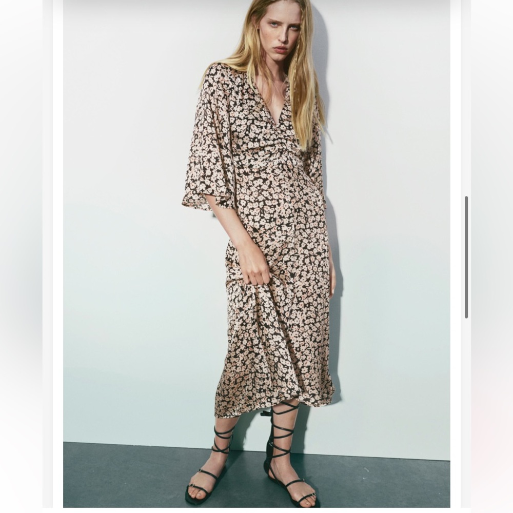 Zara NWOT Satin Floral print midi draped dress, Size M